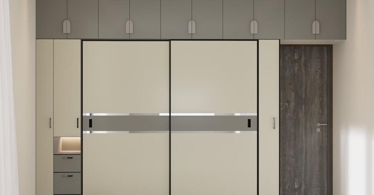 Szafa przesuwna czy skrzydłowa — która lepsza? Porównanie, ceny i praktyczne porady