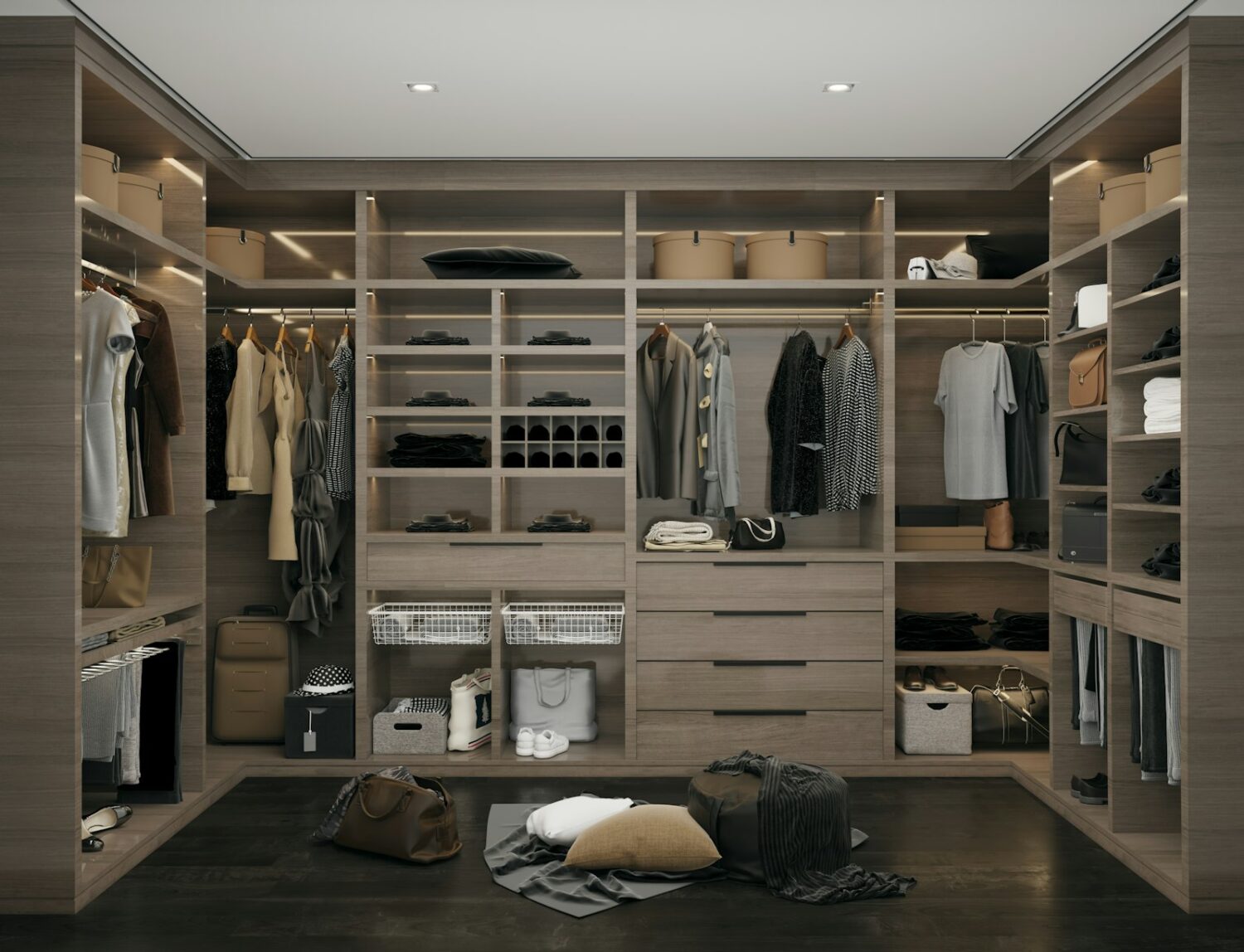 Walk in closet maly